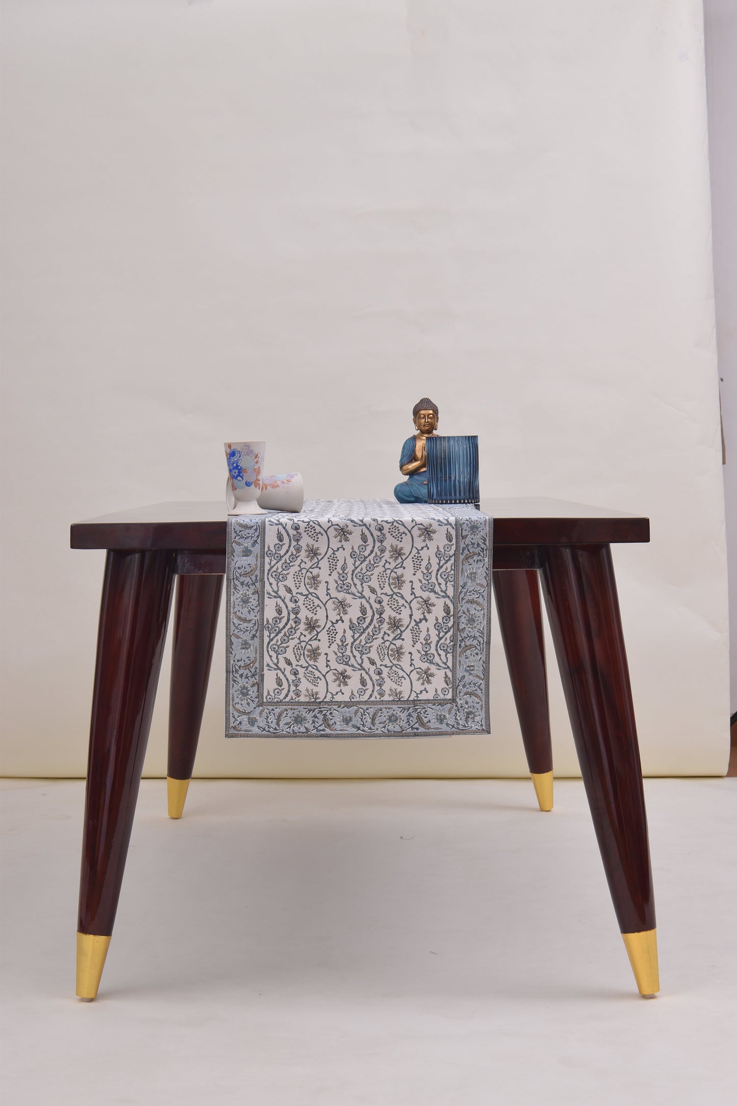 Baby Blue Eyes Table Runner