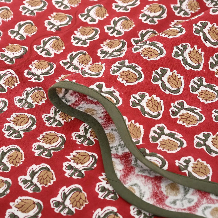 Chocolate Cosmos Red Tree Skirt