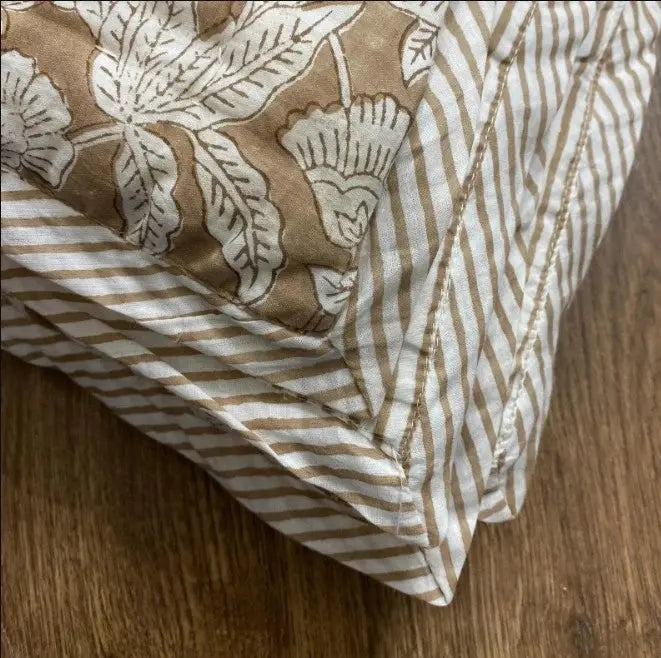 Oak Brown Quilt