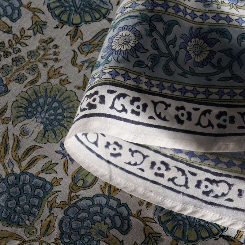 Asparagus Green Open Round Tablecloth