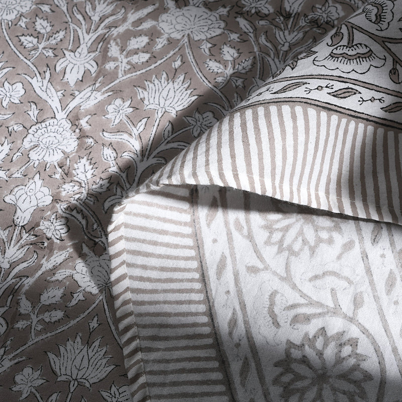 Taupe Gad Round Tablecloth