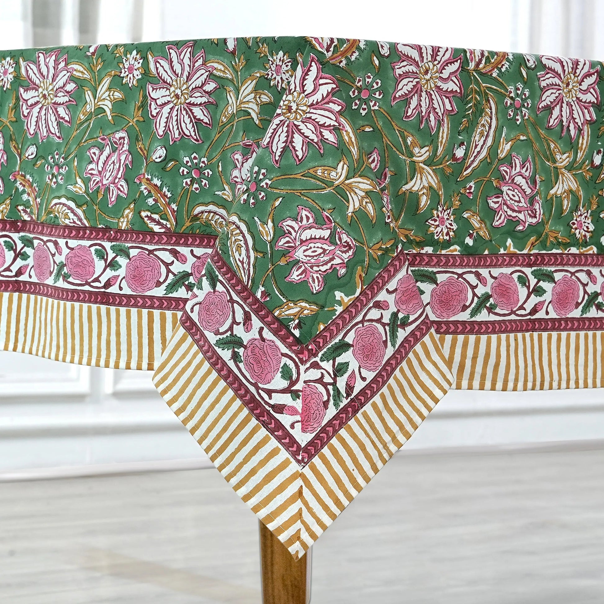 Hunter Green Square Tablecloth