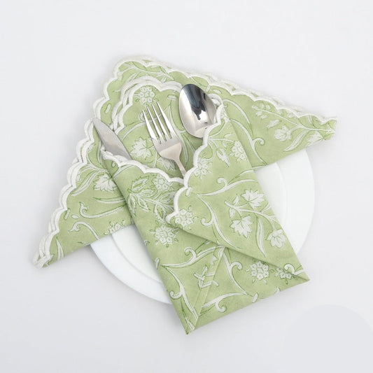 Pear Green Scallop Embroidery Napkins