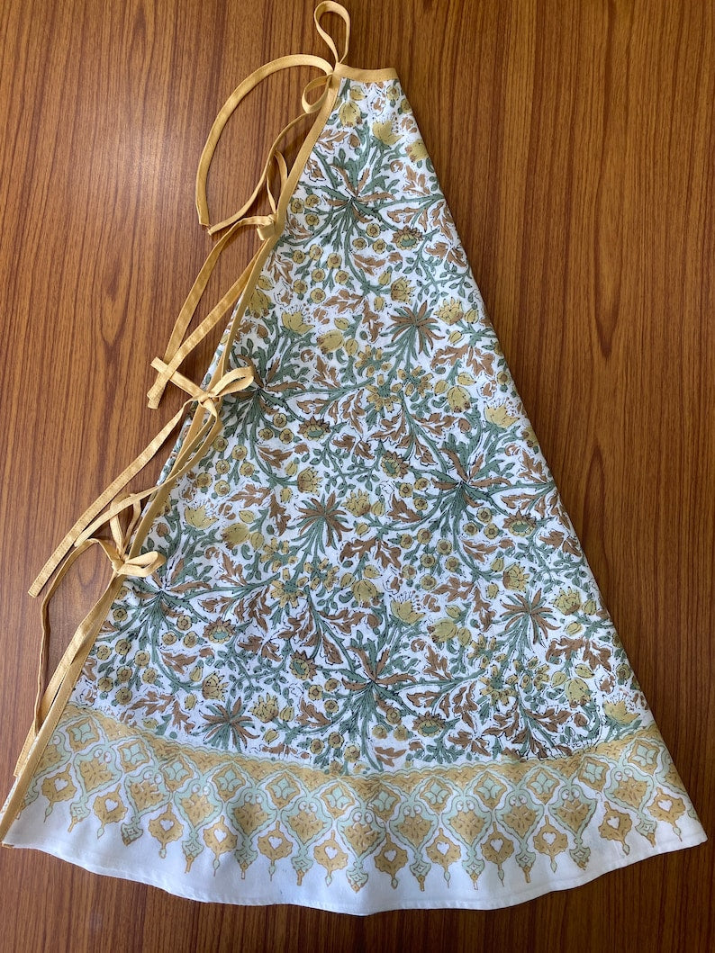 FABRICSG Goldenrod Yellow, Fern Green, Peanut Brown Indian Floral Hand Block Printed Cotton Cloth Tree Skirt, Gift for her, Valentine's day, Spring, Easter