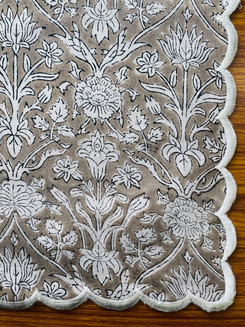 Taupe Color Scallop Embroidery Napkins