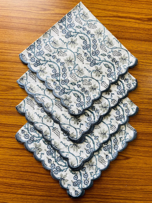 Baby Blue Eyes Scallop Embroidery Napkins