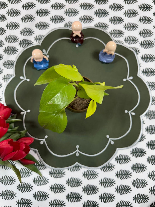 Green Cloth Embroidery Placemat