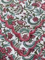 Tulip Pink and Mint Green Scallop Scallop Embroidery Napkins
