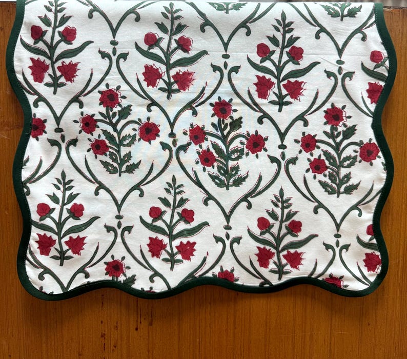 Ruby Red and Emerald Green Scallop Piping Table Runner