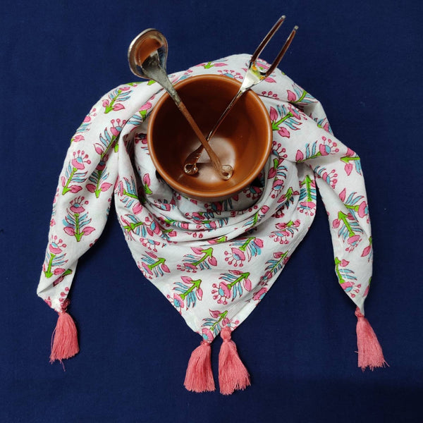 Tea/lunch/cotton/ like vintage napkin (set of 4),Floral Block Printed Napkins,vintage table cotton napkin, 20 X 20 inches