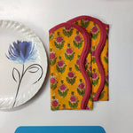 Piping wave scallop napkin, Cotton Napkins, Set of 4,Pink Flowers on yellow Fabric, Print by Hand Block,Sustainable Cloth Napkins