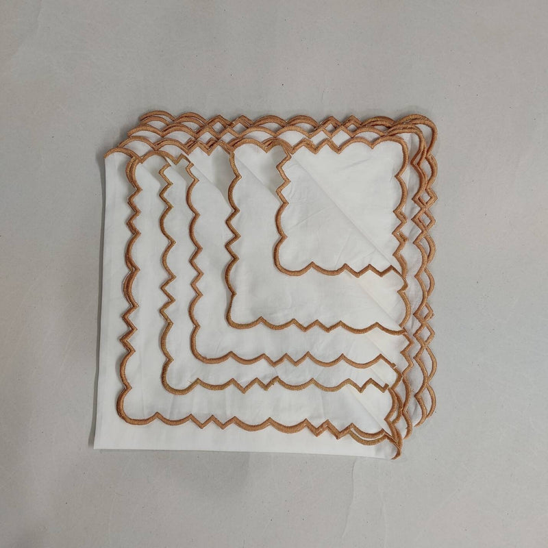 Gold White linen cloth scallop napkins set Wedding napkins for table decor 20''x20'' size set of 4 embroidered napkins