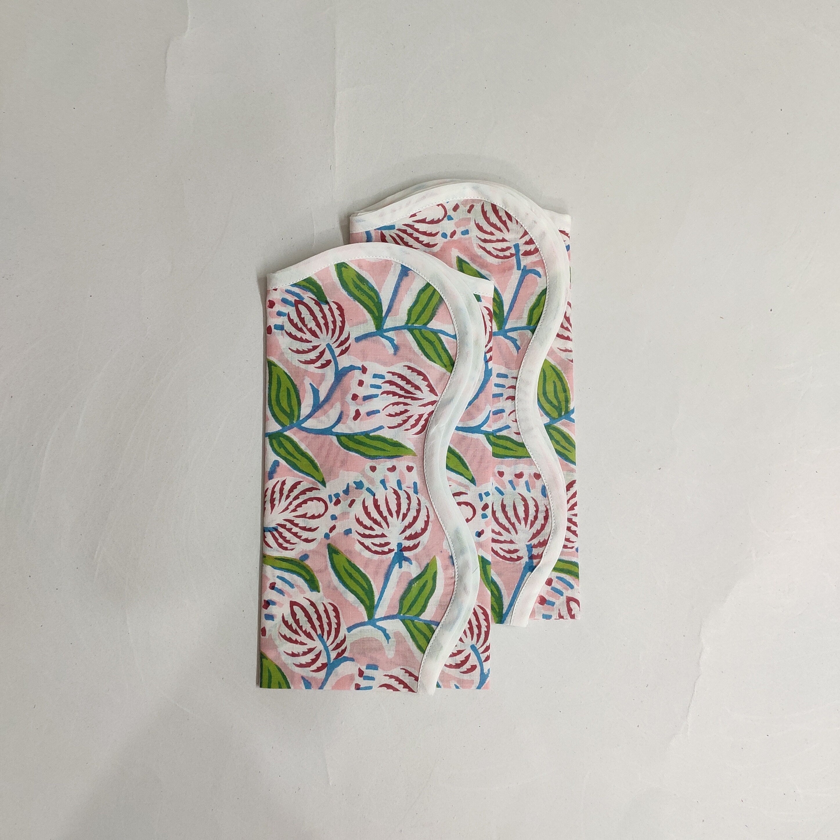 Floral Cotton Pink Piping wave scallop napkin, personalised gift ,Sustainable Cloth Cotton Napkins Set of 4, Print by Hand Block