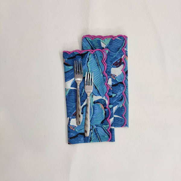 Designer Cotton scalloped Napkins with Trimming lace, Set of 4, Scallop edge Napkin,Hand block printed Sustainable Cloth Napkins