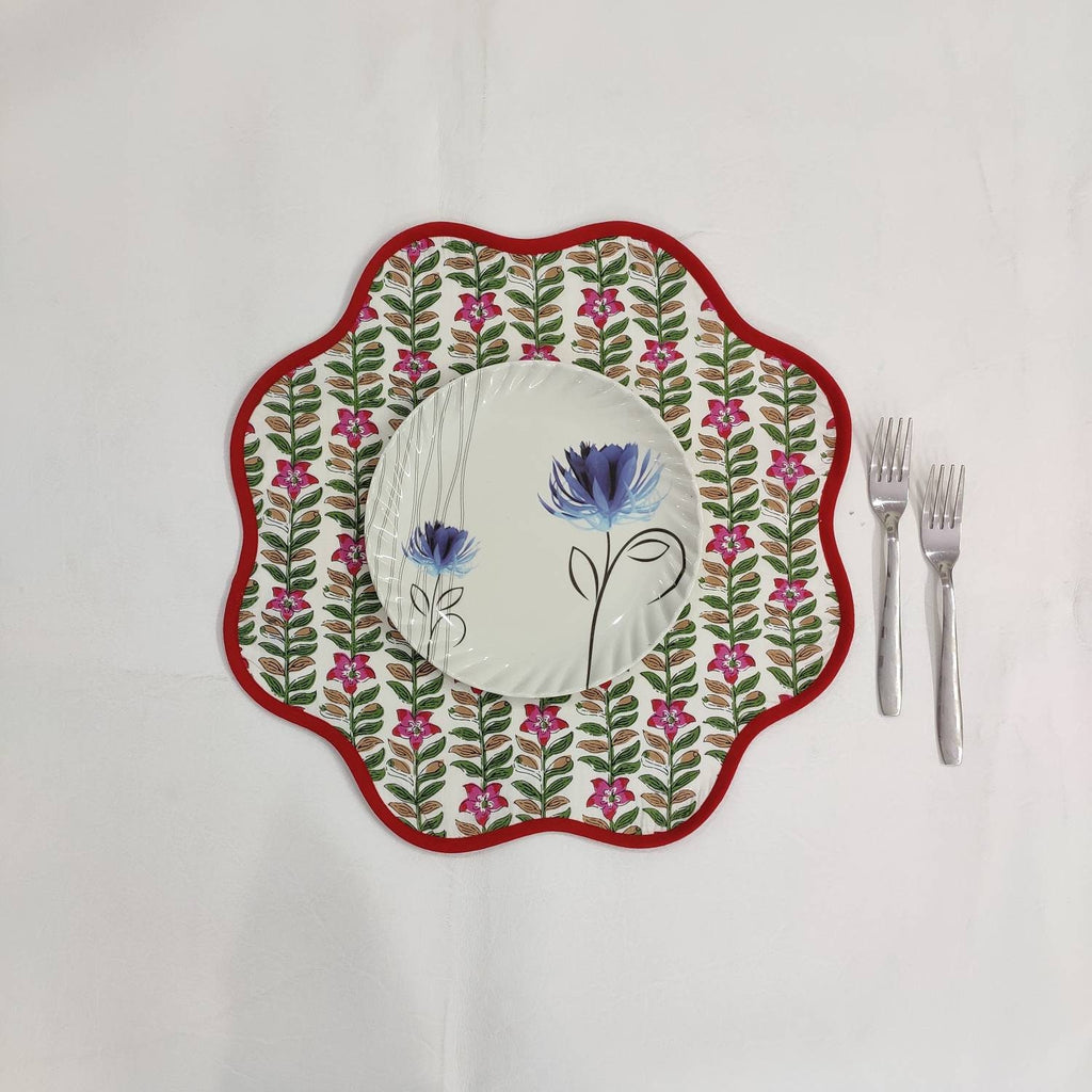 Christmas Red pink Green Flower Placemat, 'Block Print' fabric table mat easy care,machine washable rustic kitchen decor dining mat set of 2