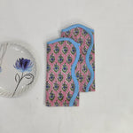 Piping wave scallop napkin, wedding napkin, Set of 4, People pink Flowers on white Fabric, Print by Hand Block,Sustainable Cloth Napkins