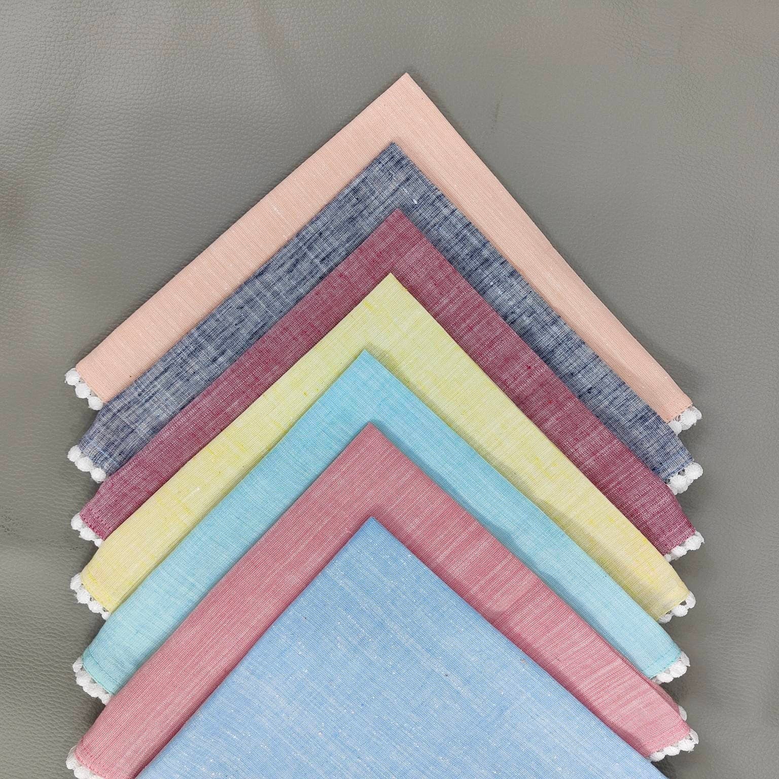 Linen tea towels, Cloth Napkins, Table linen, Mix color lace Linen Napkins, Pom Pom Napkins, Cocktail Napkins, 18x18"- Dinner Napkins Set 4x