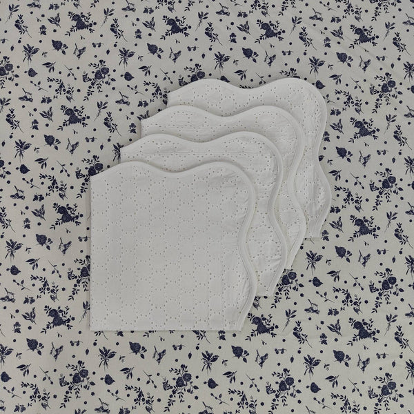 Table linen cloth scallop napkins, Wedding piping napkins for table decor 20''x20'' size set of 4 embroidered napkins