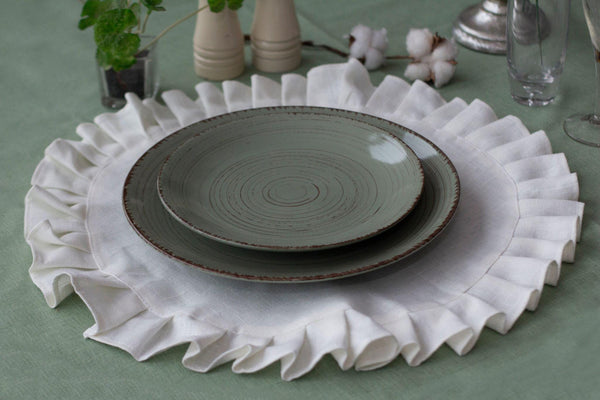 Round Ruffled Linen Placemat - One Layer Linen Placemat - Organic Linen Fabric - Linen Mat